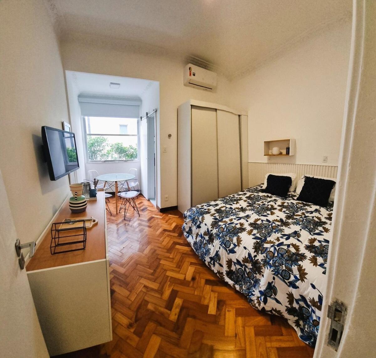 Aconchego Anibal Ipanema Apartamento *